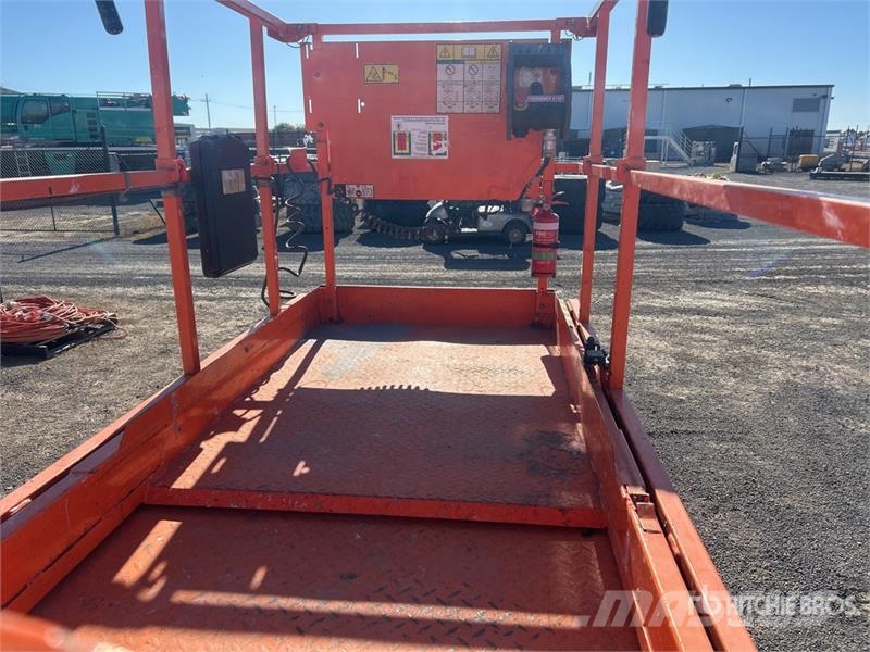 JLG 3246ES Electric Scissor Lift رافعات مقصية الشكل
