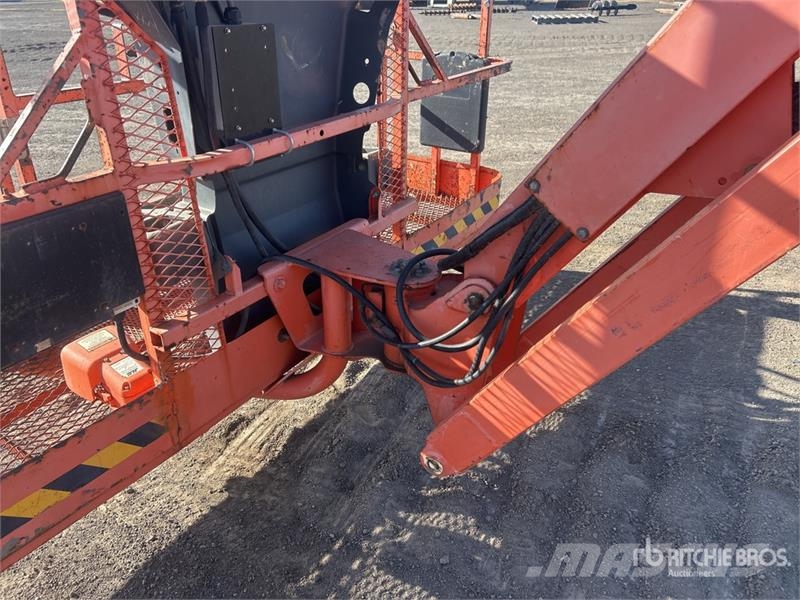 JLG 460SJ 4WD Diesel Telescopic Boom Lift Telescopic boom lifts