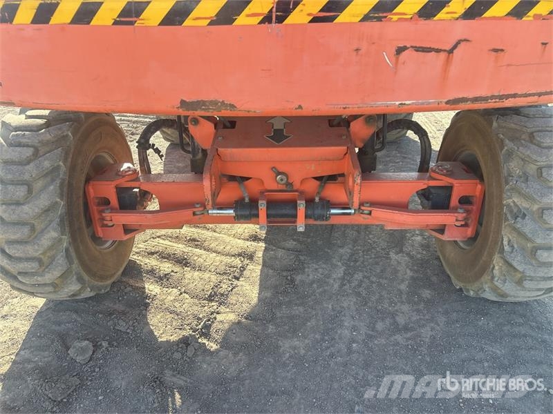 JLG 460SJ 4WD Diesel Telescopic Boom Lift Telescopic boom lifts