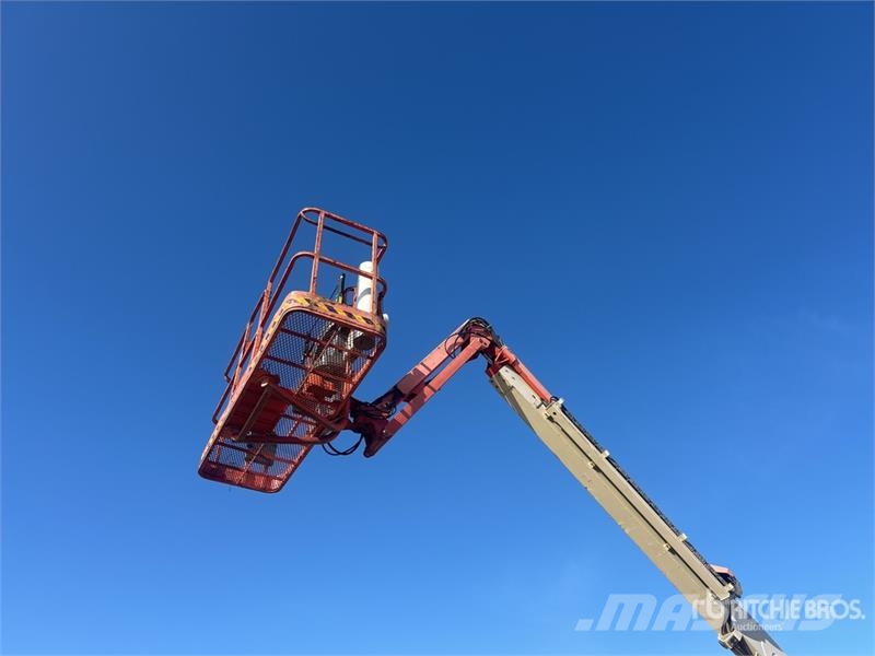 JLG 460SJ 4WD Diesel Telescopic Boom Lift Telescopic boom lifts