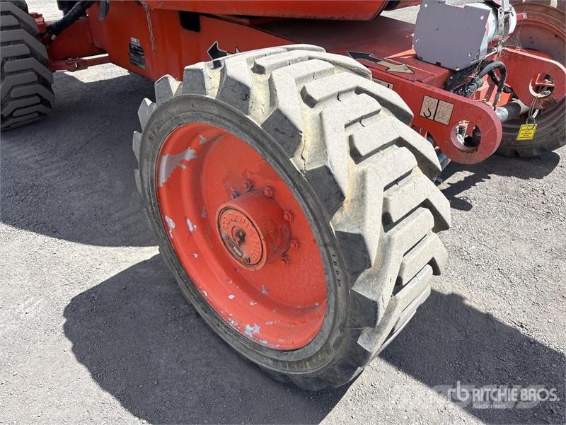 JLG 600AJ 4WD Diesel Articulating Boom Lift Karos emelők