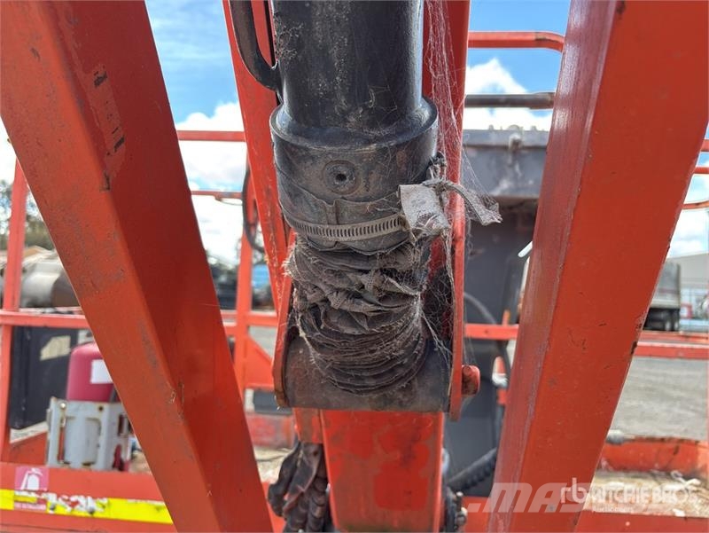 JLG 600AJ 4WD Diesel Articulating Boom Lift Karos emelők