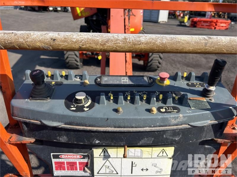 JLG 600AJ 4WD Diesel Articulating Boom Lift Gelenkteleskoparbeitsbühnen