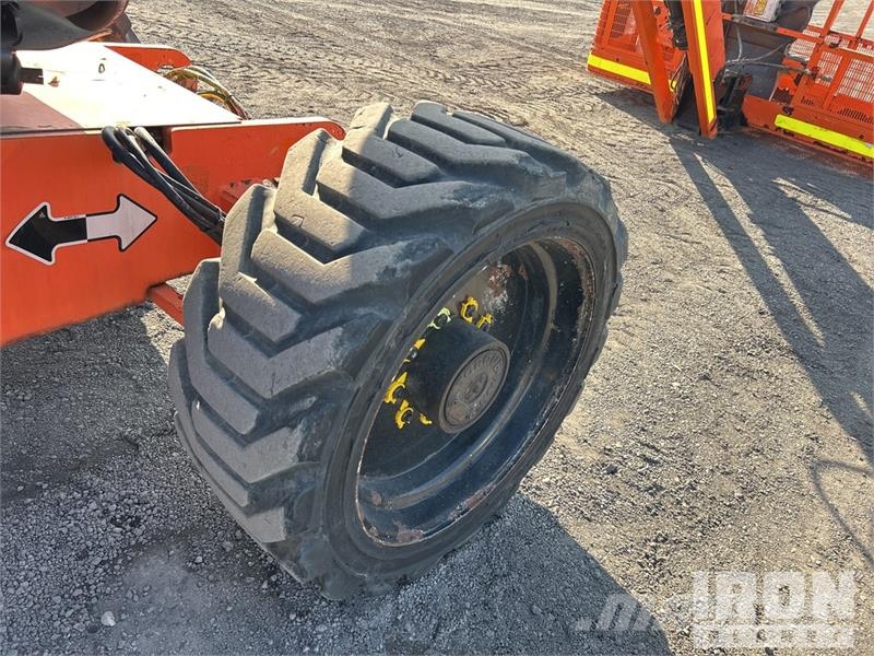 JLG 600AJ 4WD Diesel Articulating Boom Lift Gelenkteleskoparbeitsbühnen