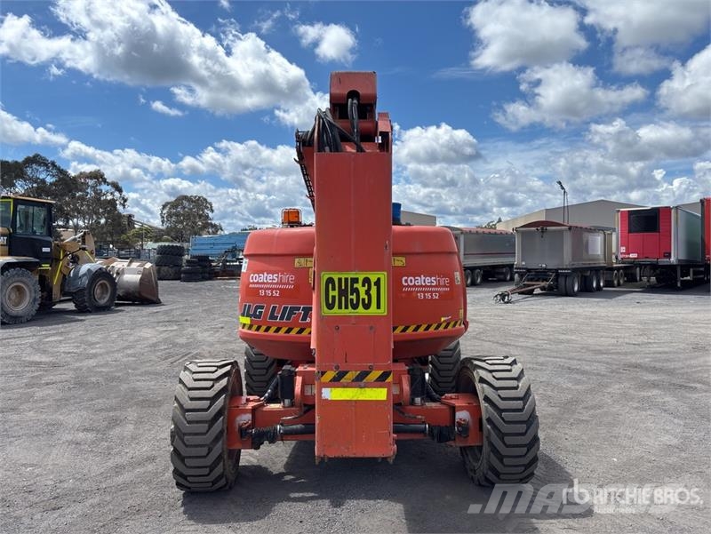 JLG 600AJ 4WD Diesel Articulating Boom Lift Karos emelők