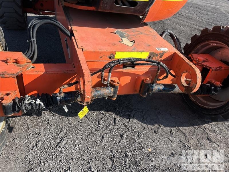 JLG 600AJ 4WD Diesel Articulating Boom Lift Gelenkteleskoparbeitsbühnen