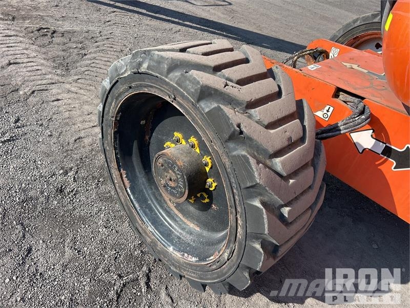 JLG 600AJ 4WD Diesel Articulating Boom Lift Gelenkteleskoparbeitsbühnen