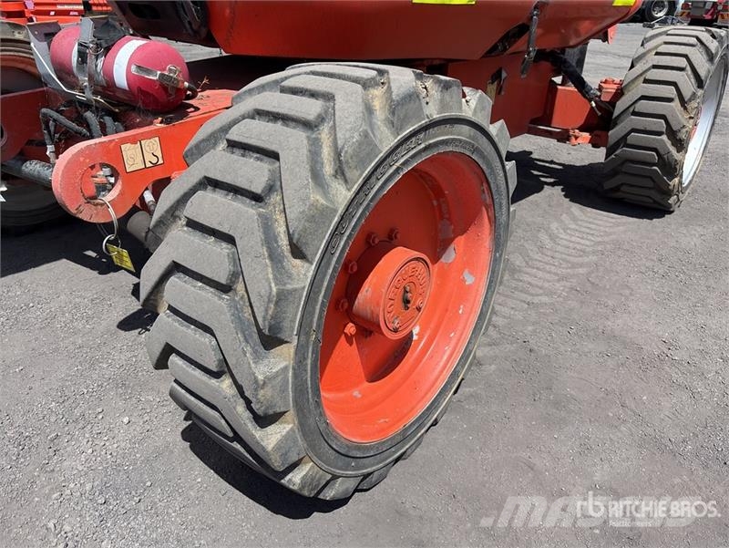 JLG 600AJ 4WD Diesel Articulating Boom Lift Karos emelők