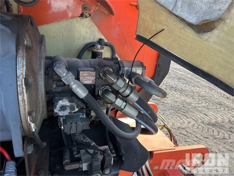 JLG 600AJ 4WD Diesel Articulating Boom Lift Gelenkteleskoparbeitsbühnen