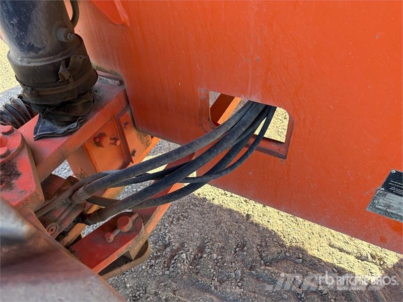 JLG 800 AJ 4WD Diesel Articulating Boom Lift 曲臂高空工作平台
