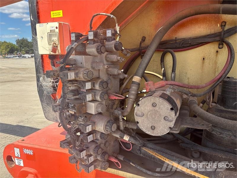 JLG 800 AJ 4WD Diesel Articulating Boom Lift Zglobne podizne platforme