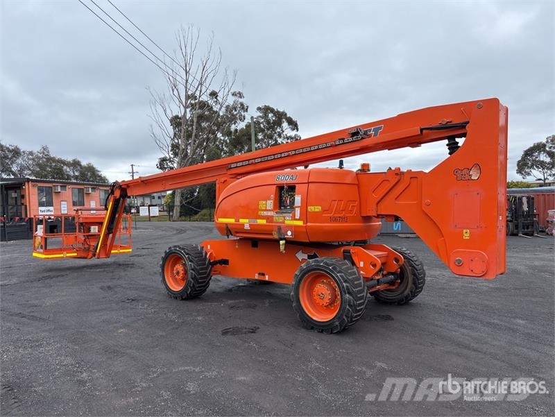 JLG 800 AJ 4WD Diesel Articulating Boom Lift Articulated boom lifts