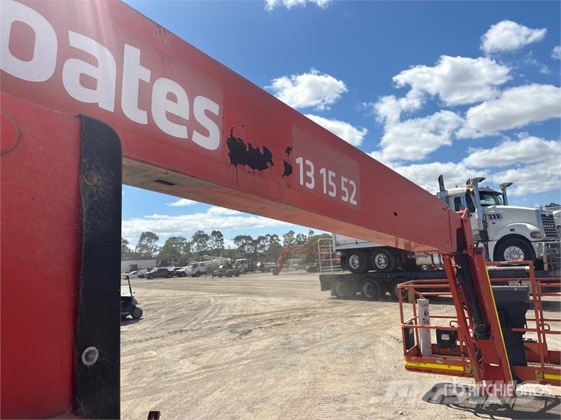 JLG 800 AJ 4WD Diesel Articulating Boom Lift Zglobne podizne platforme