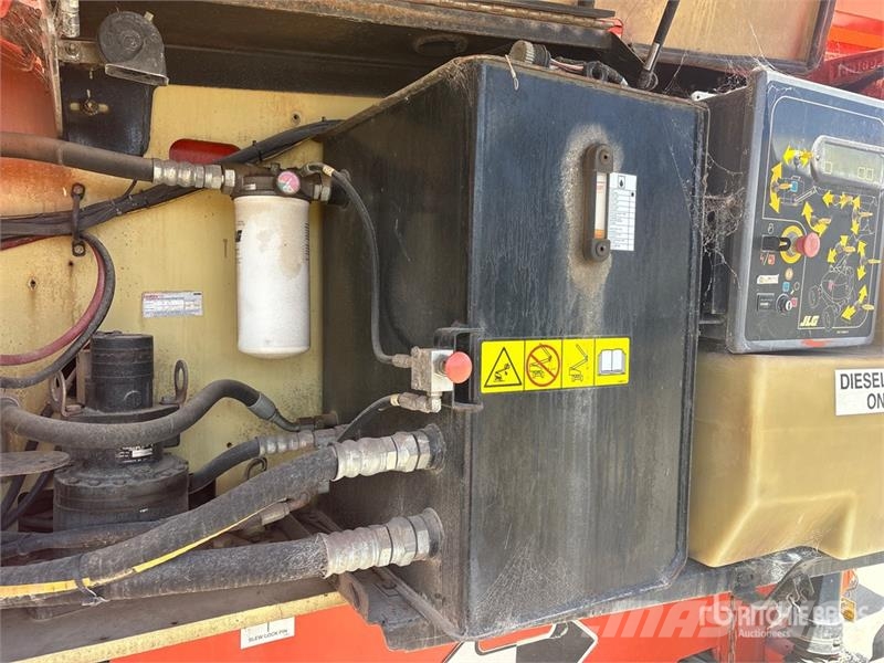 JLG 800 AJ 4WD Diesel Articulating Boom Lift Zglobne podizne platforme