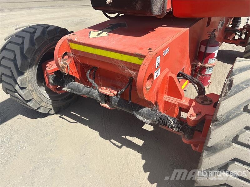 JLG 800 AJ 4WD Diesel Articulating Boom Lift Zglobne podizne platforme