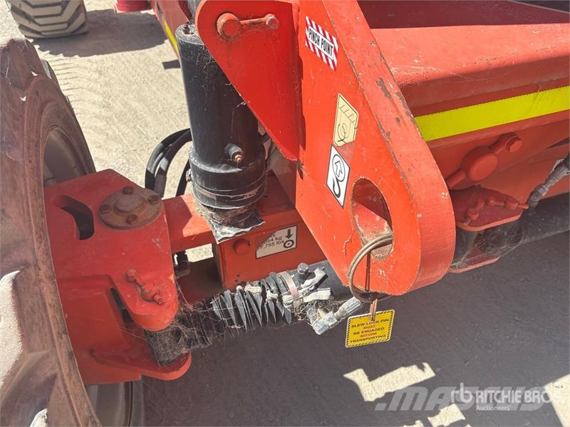JLG 800 AJ 4WD Diesel Articulating Boom Lift Zglobne podizne platforme