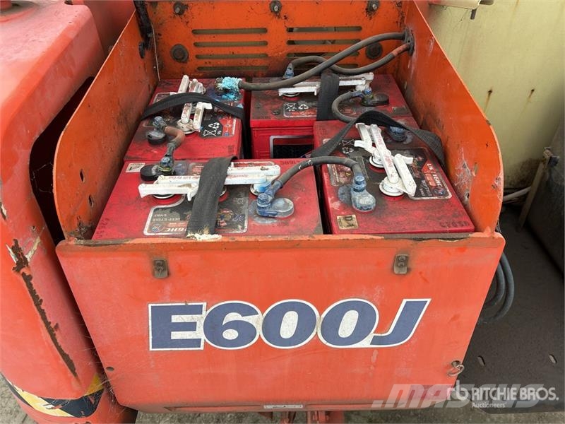 JLG E600J 2WD Electric Telescopic Boom Lift (Inoperabl Teleskoop poomtõstukid