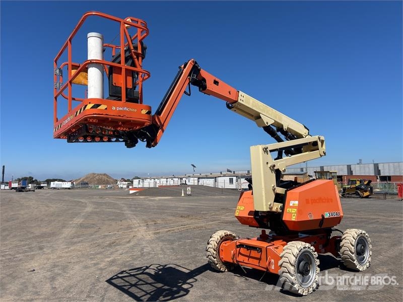JLG H340AJ 4WD Diesel Articulating Boom Lift Колінчаті підйомники