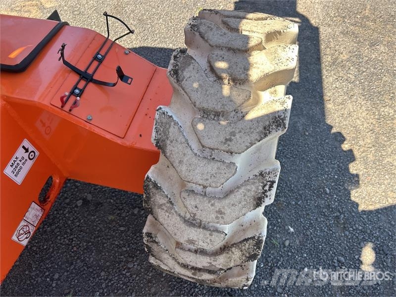 JLG H340AJ 4WD Diesel Articulating Boom Lift Колінчаті підйомники