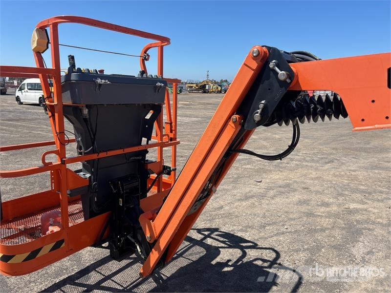 JLG H340AJ 4WD Diesel Articulating Boom Lift Колінчаті підйомники