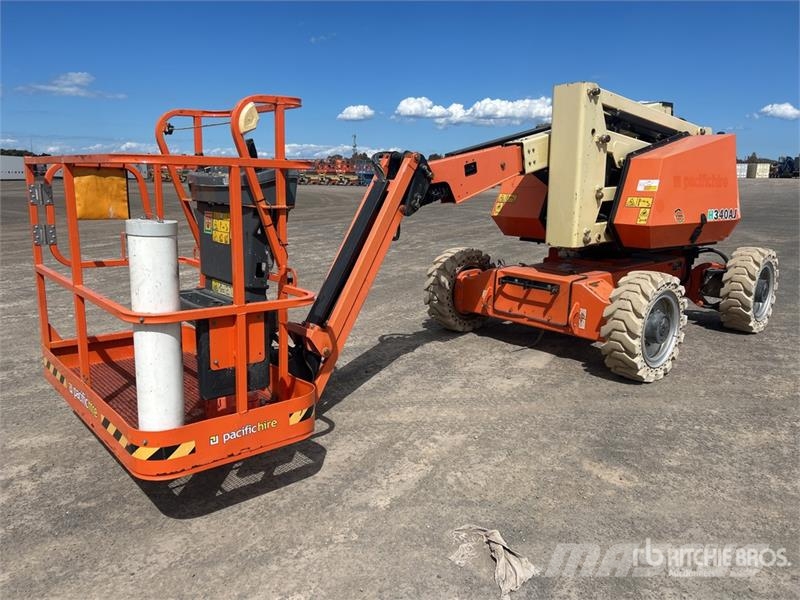 JLG H340AJ 4WD Diesel Articulating Boom Lift رافعات سلة مفصلية