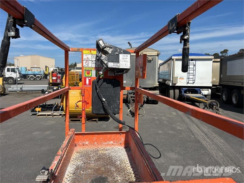 JLG R1932 Electric Scissor Lift رافعات مقصية الشكل