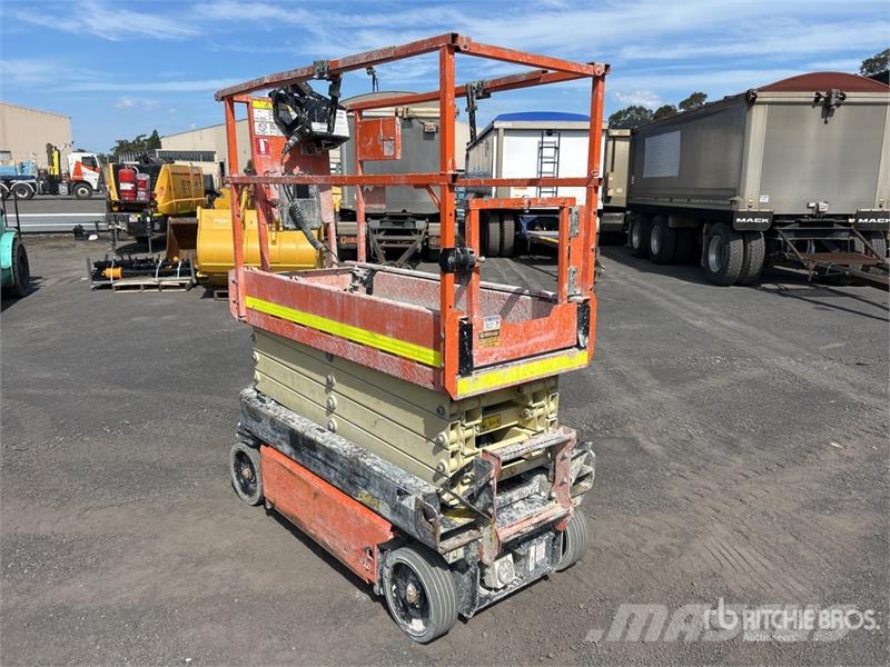 JLG R1932 Electric Scissor Lift رافعات مقصية الشكل