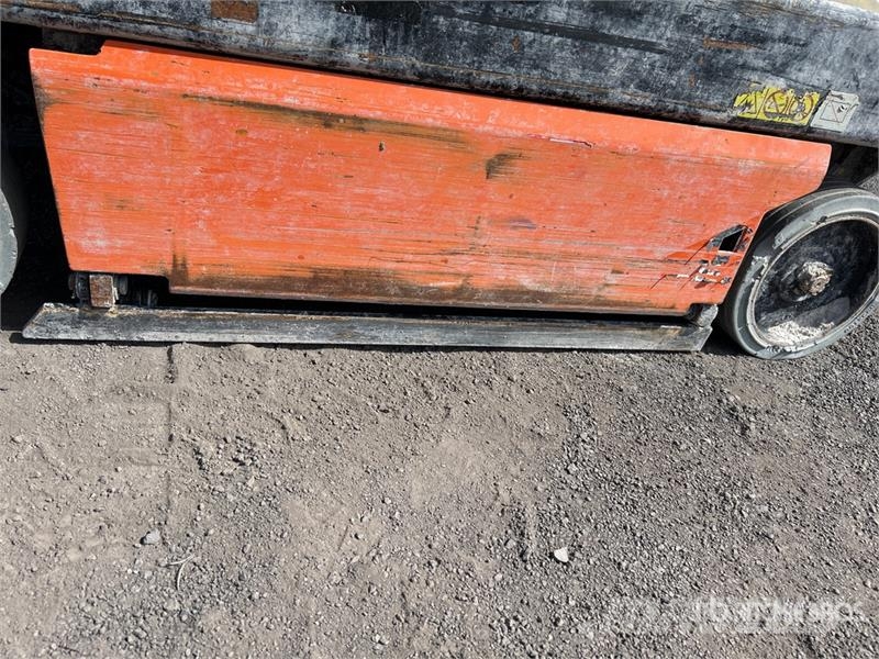 JLG R1932 Electric Scissor Lift رافعات مقصية الشكل