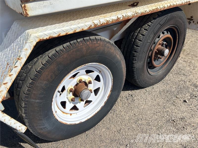JMS Bogie/A Fuel Trailer Säiliöperävaunut