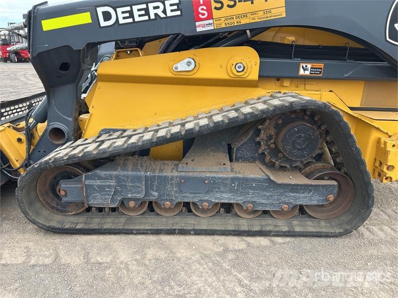John Deere 331G Minicarregadeiras