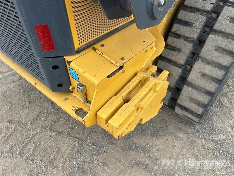 John Deere 331G Minicarregadeiras