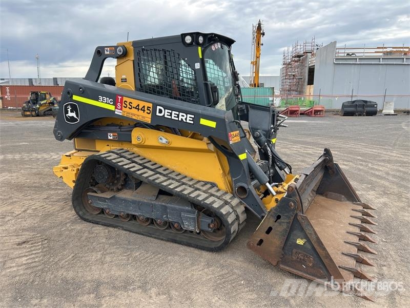 John Deere 331G Minicarregadeiras