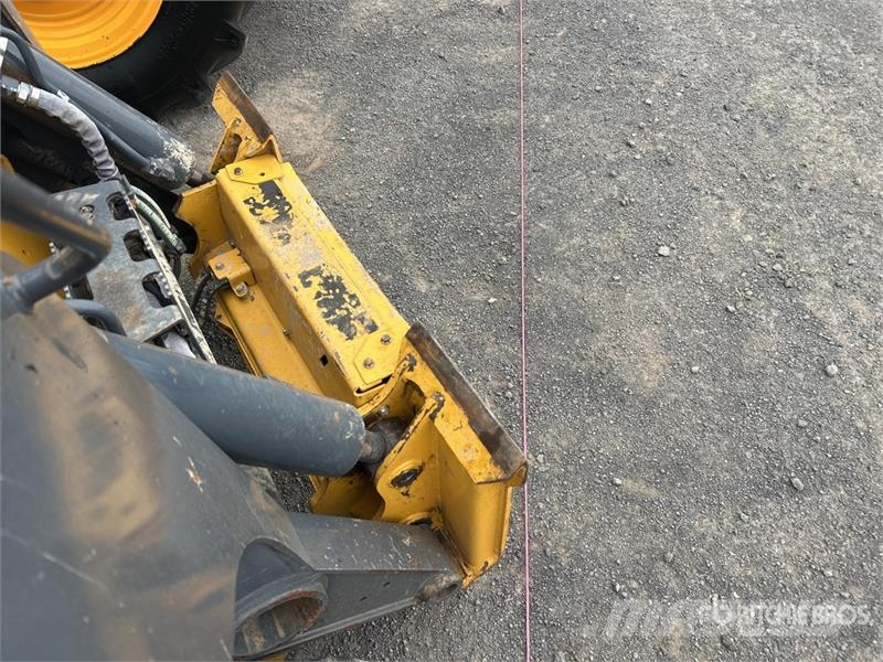 John Deere 333G Minicarregadeiras