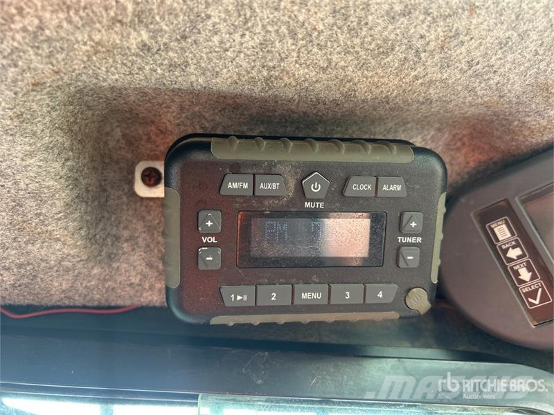 John Deere 333G Minicarregadeiras