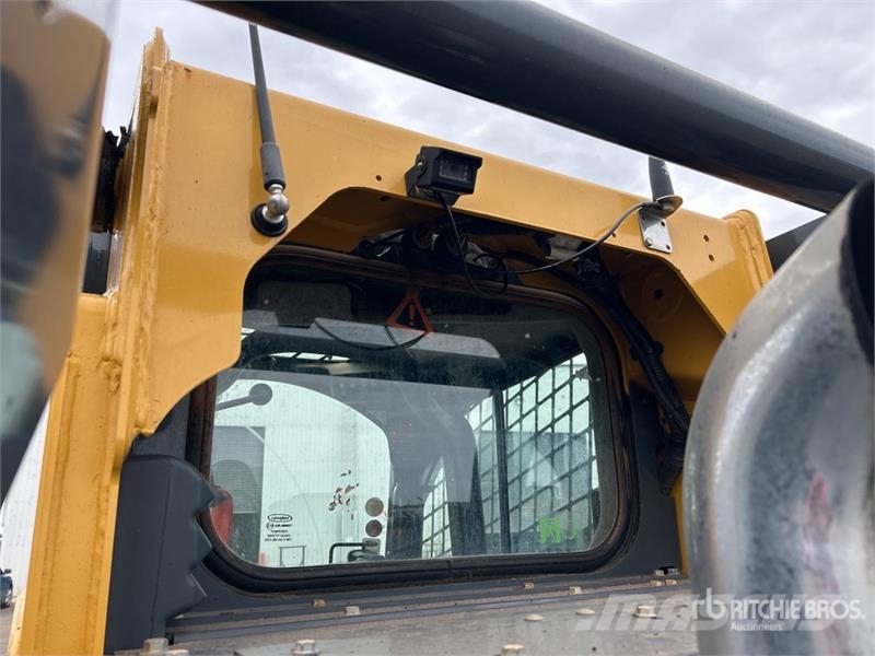 John Deere 333G Minicarregadeiras