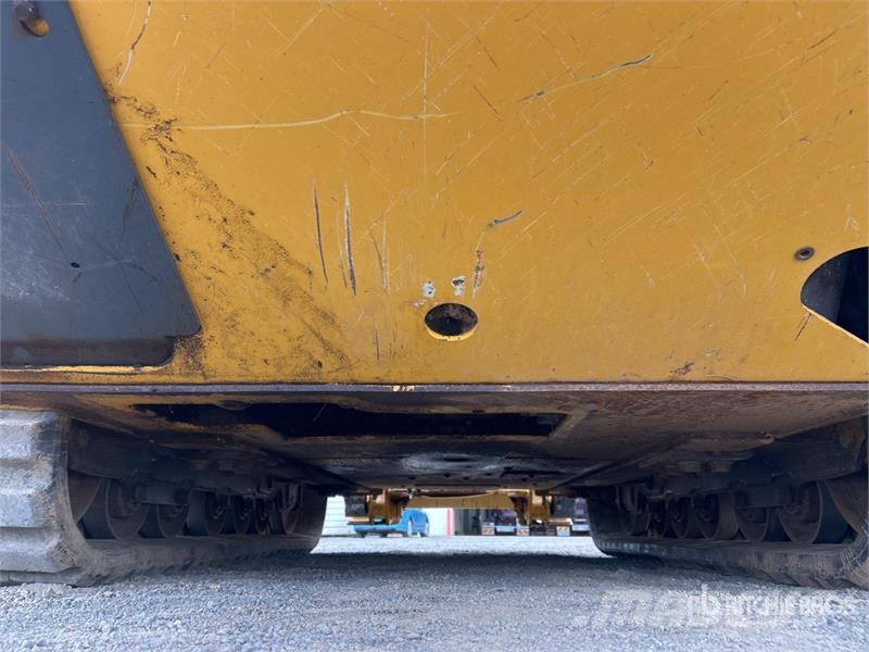 John Deere 333G Minicarregadeiras