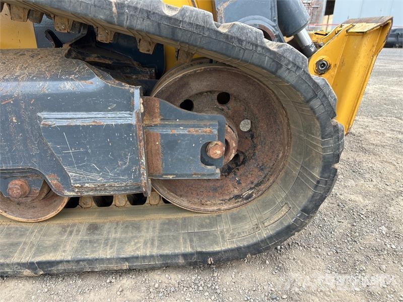John Deere 333G Minicarregadeiras