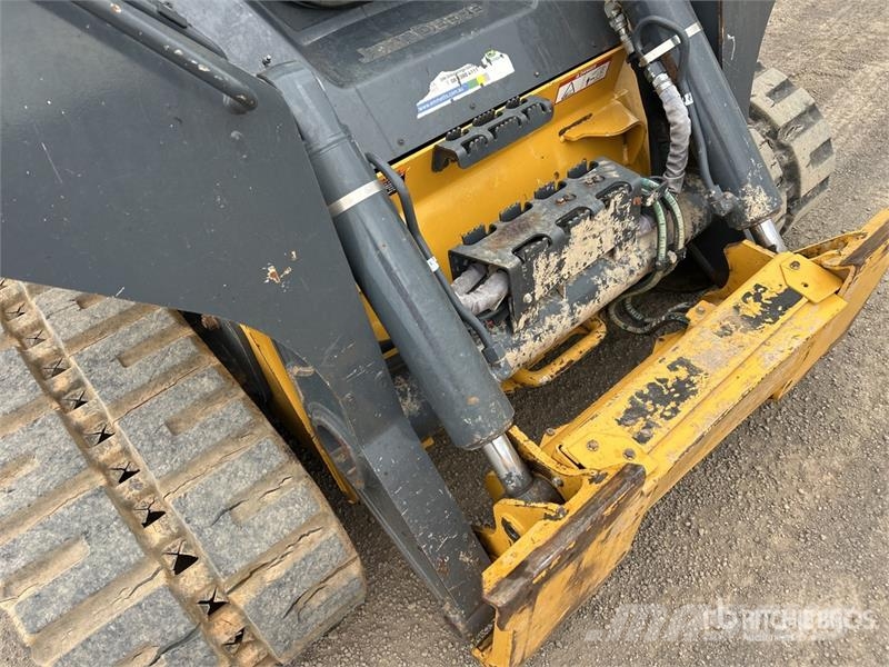 John Deere 333G Minicarregadeiras