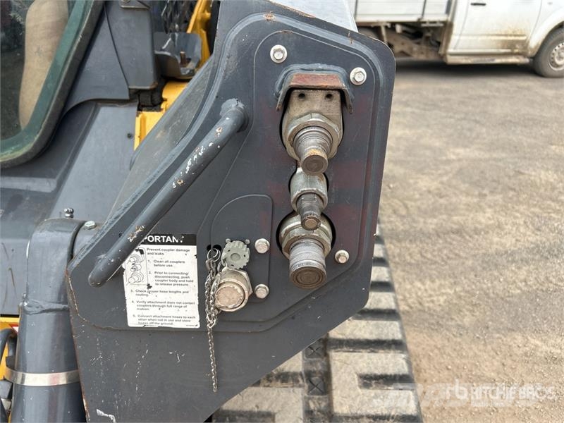 John Deere 333G Minicarregadeiras