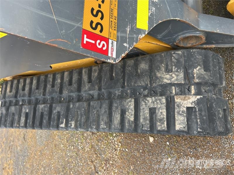 John Deere 333G Minicarregadeiras