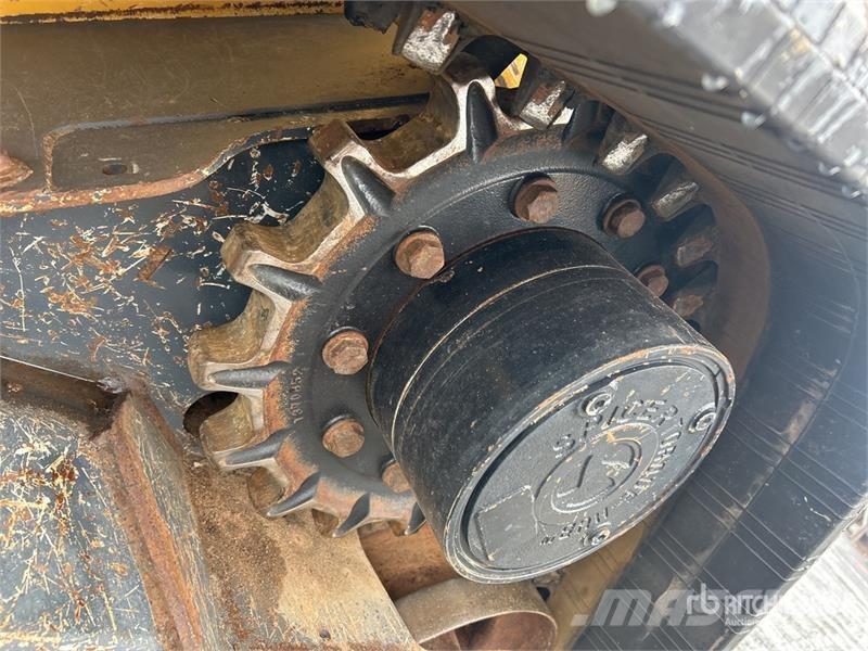 John Deere 333G Minicarregadeiras