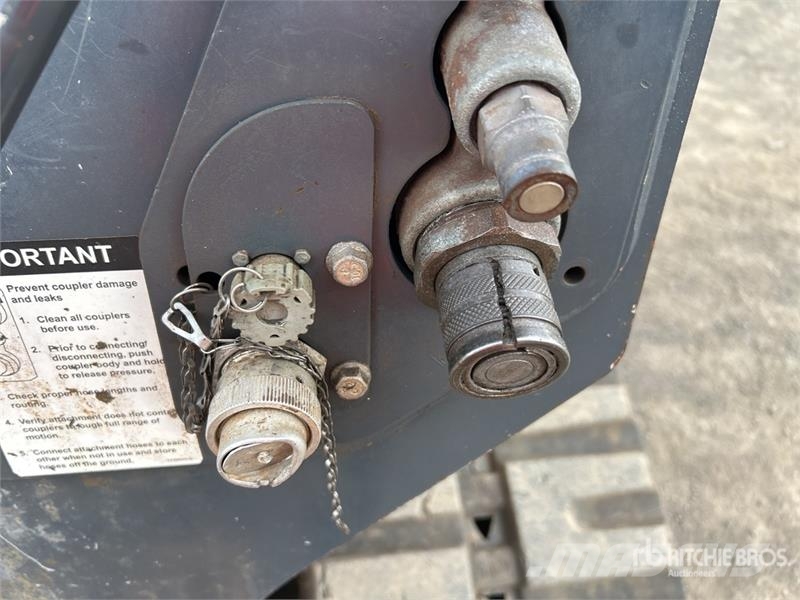 John Deere 333G Minicarregadeiras