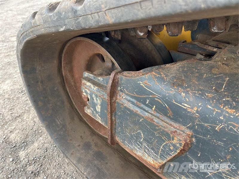 John Deere 333G Minicarregadeiras
