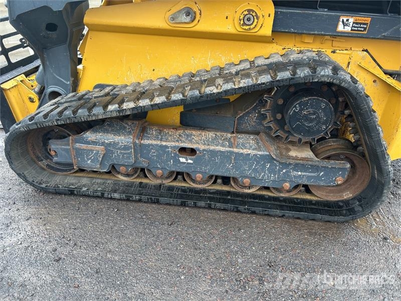 John Deere 333G Minicarregadeiras