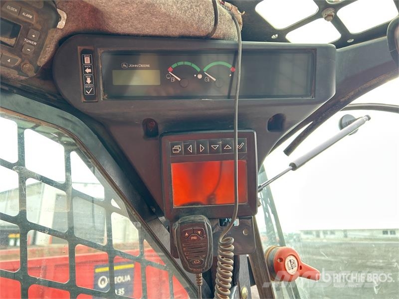 John Deere 333G Minicarregadeiras