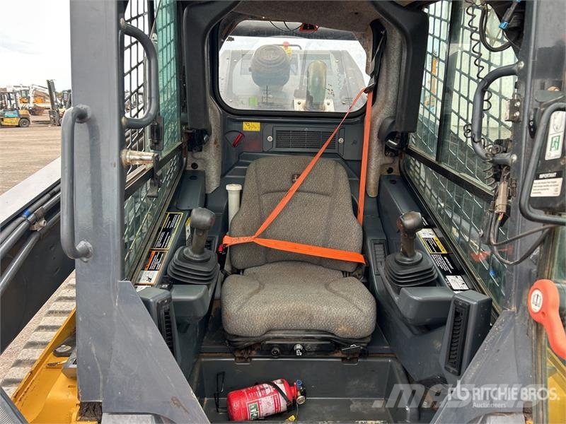 John Deere 333G Minicarregadeiras