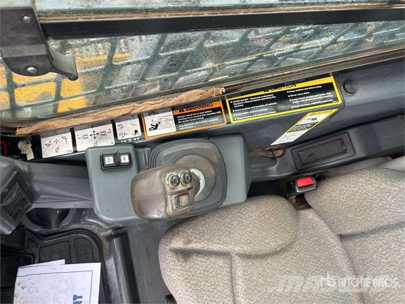 John Deere 333G Minicarregadeiras