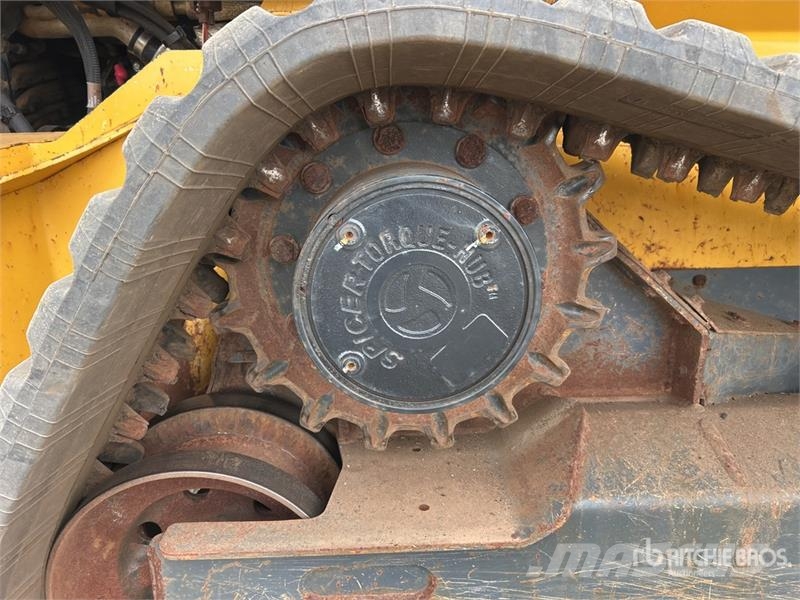 John Deere 333G Minicarregadeiras