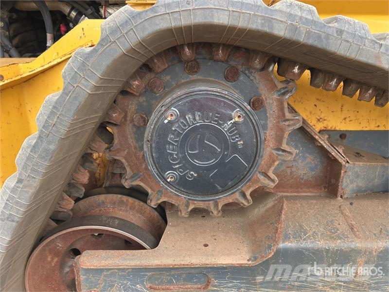 John Deere 333G Minicarregadeiras
