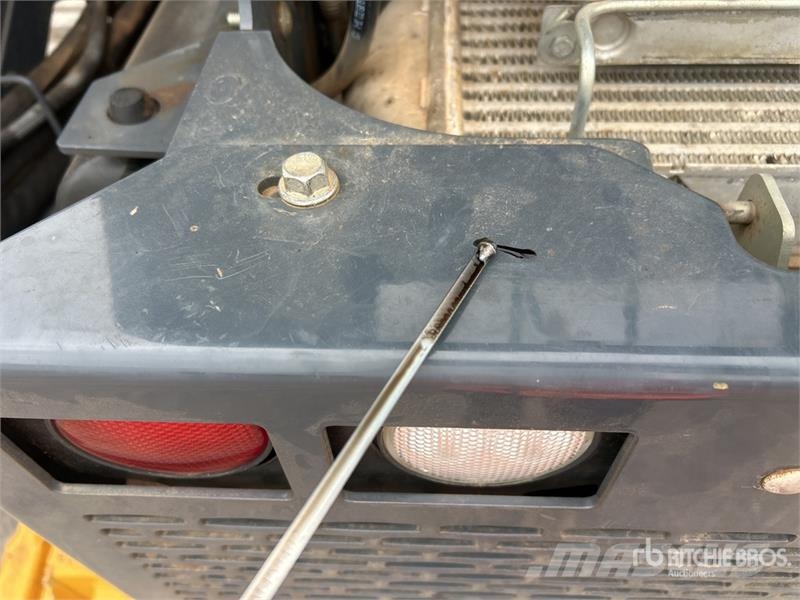John Deere 333G Minicarregadeiras